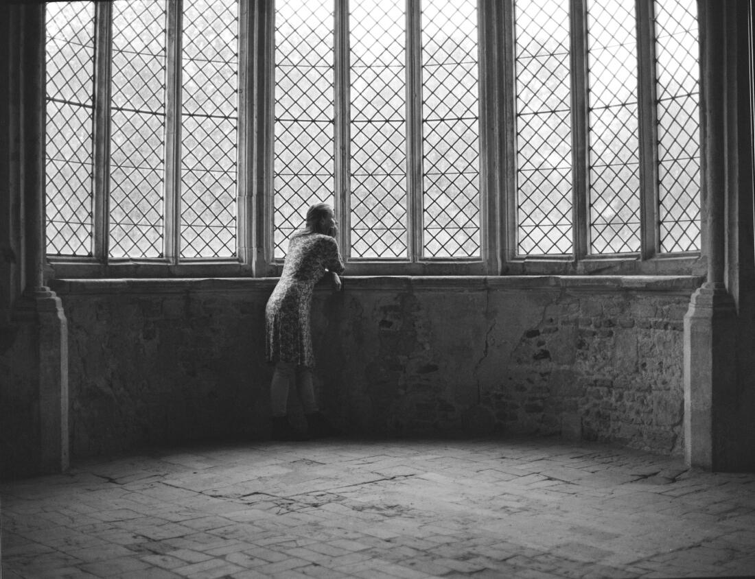 Luminance - shot with Bronica ETRS on Kodak TMAX 400 120 roll film, hand-printed on Ilford Multigrade RC Pearl 8"x10" paper. England 2025.